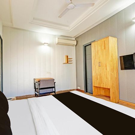 Hotel Townhouse Sector 49 Sohna Road Gurgáon Exteriér fotografie