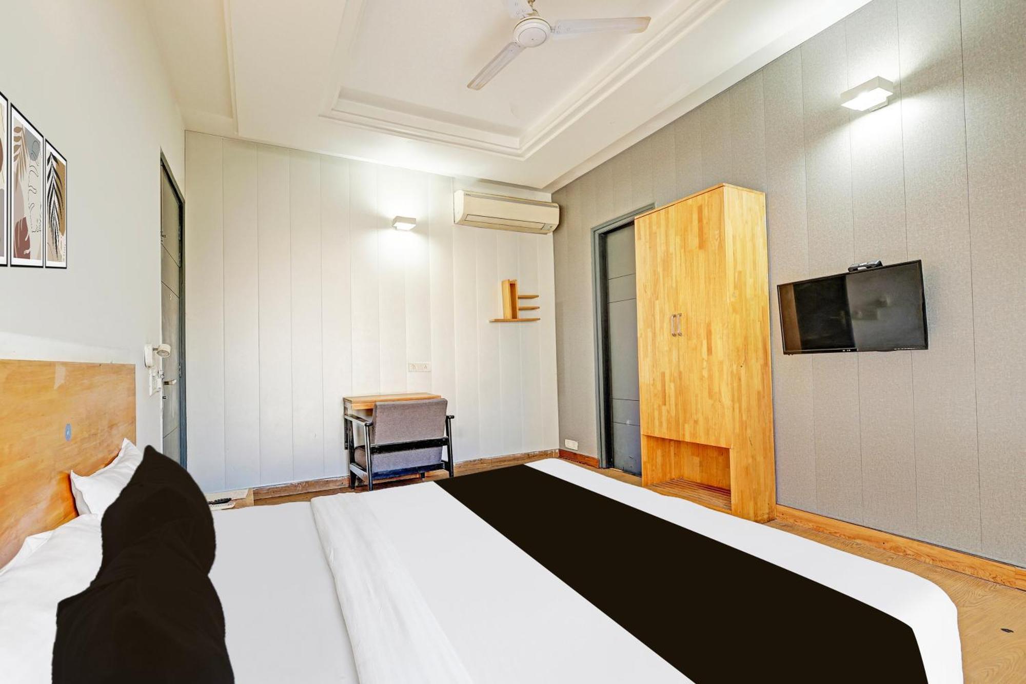 Hotel Townhouse Sector 49 Sohna Road Gurgáon Exteriér fotografie